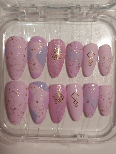 Pinky Gold